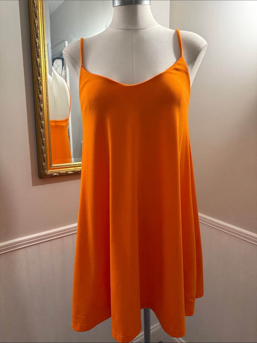 Susana Monaco Bright Orange Spaghetti Strap Mini Dress. Size medium. Gently used